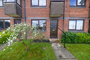 Meon Close
